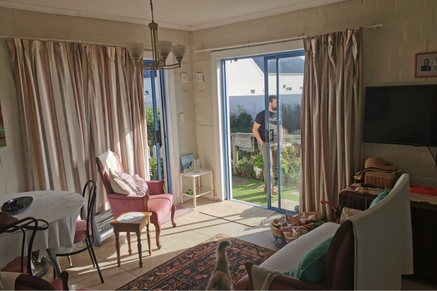 To Let 1 Bedroom Property for Rent in Blue Lagoon Western Cape
